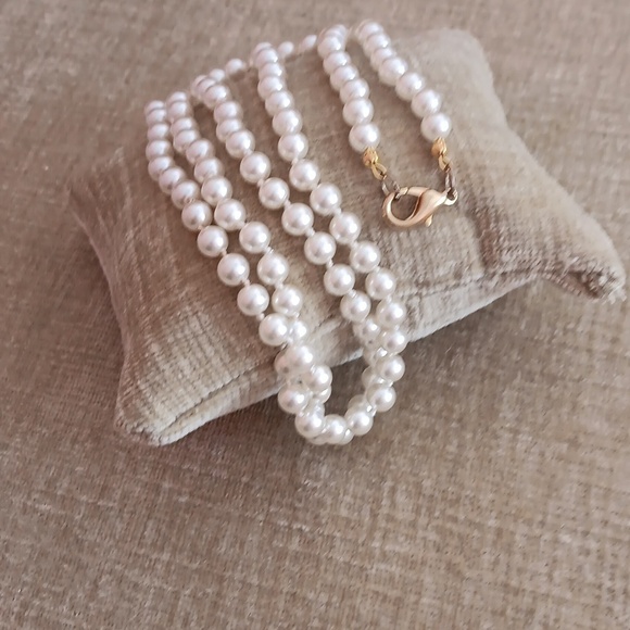 Gold Tone Faux Pearl Long Necklace - Picture 3 of 8